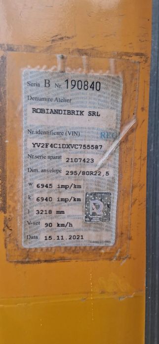 Vând autospeciala pentru deszăpezit