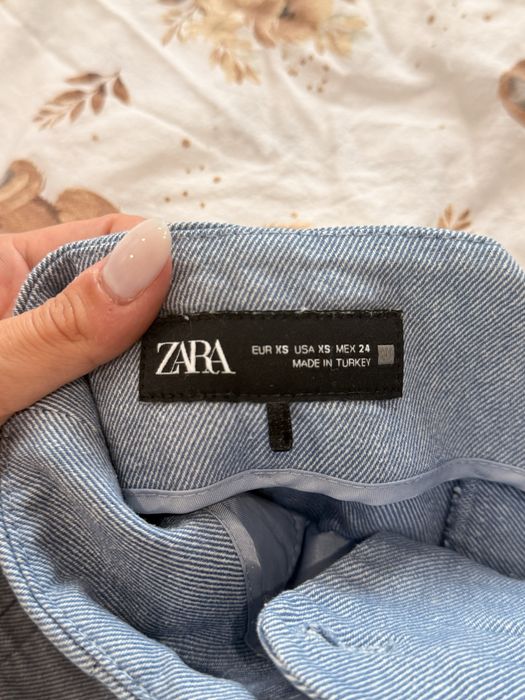 Панталони на Zara