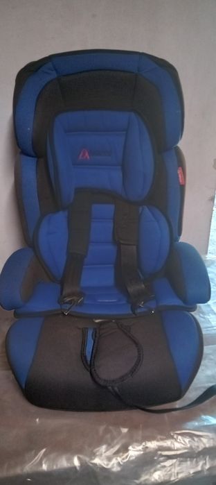 Продам автокресло детское.
