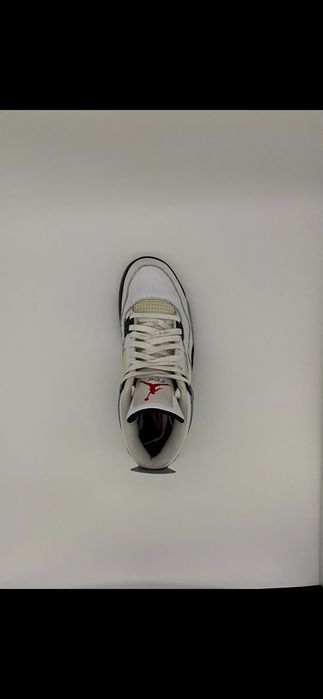 Jordan 4 White Cement  Marimea (Size) 45  100% Authentic