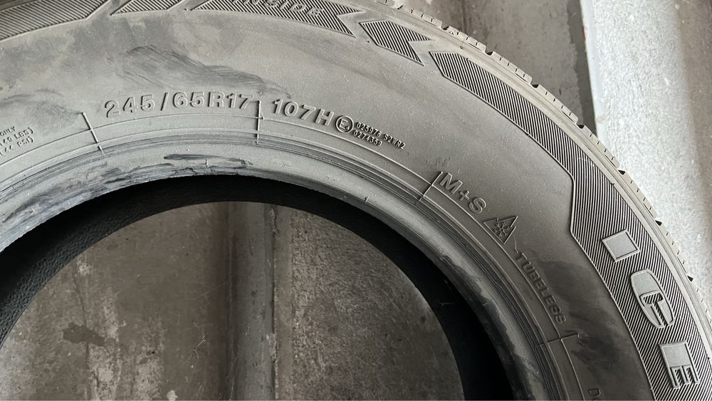 2 Anvelope iarna  245/65/R17  M+S