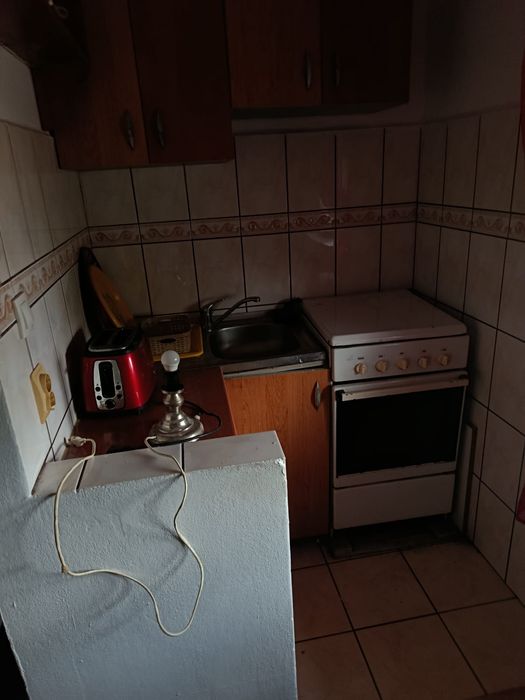 Garsonieră de închiriat