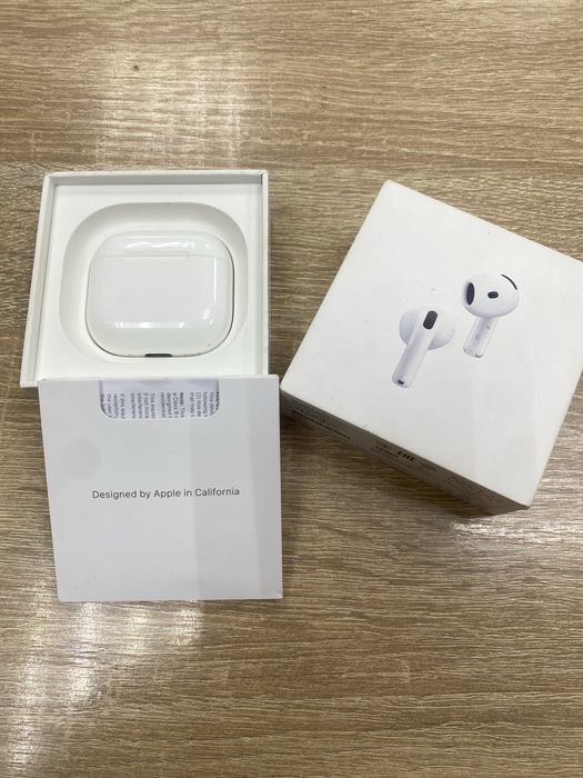 Apple AirPods 4 (ANC) (A4)