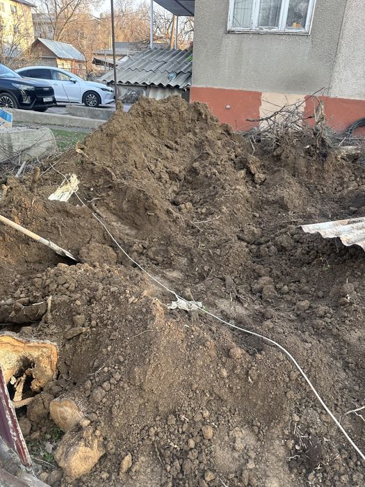 Отдам глину бесплатно поселок алмалыбак