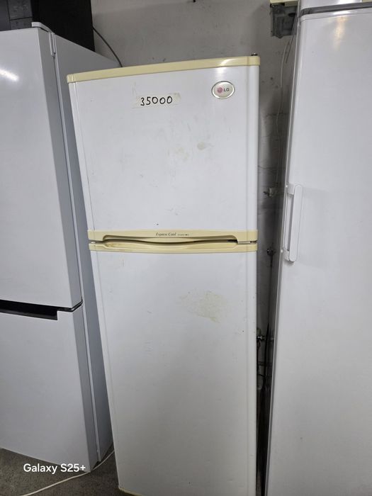 Продам холодильник
