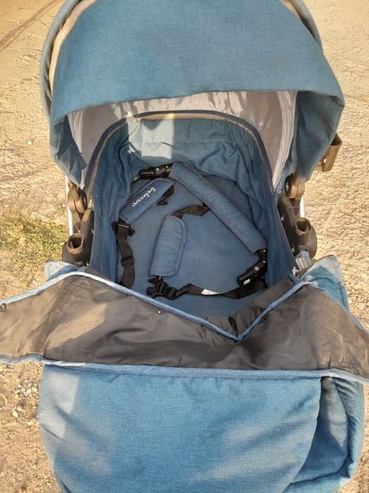 Продам детскую коляску