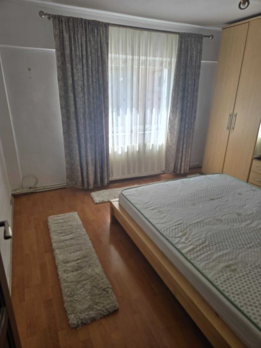 Apartament 2 camere Carpati II, et. 2
