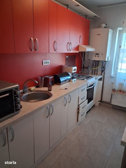 Apartament 2 camere Boul Roșu 250 euro