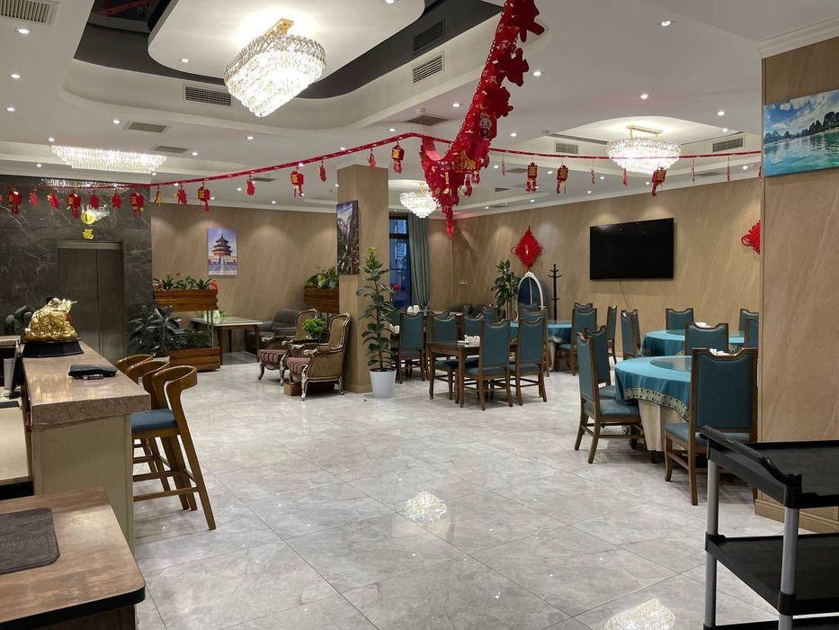 Готовый Бизнес 1240м² Вдоль дороги в Центре