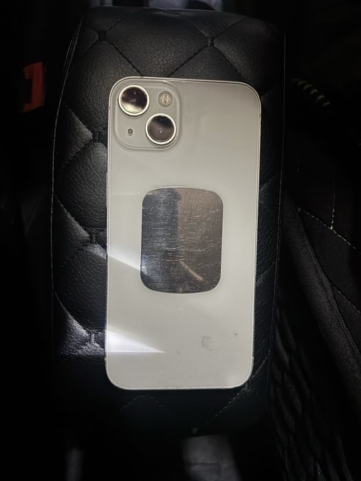 Iphone 13 в хорошем состоянии