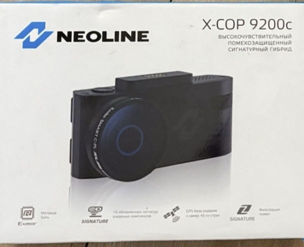 Автомобильный видеорегистратор , детектор Neoline 9200c.