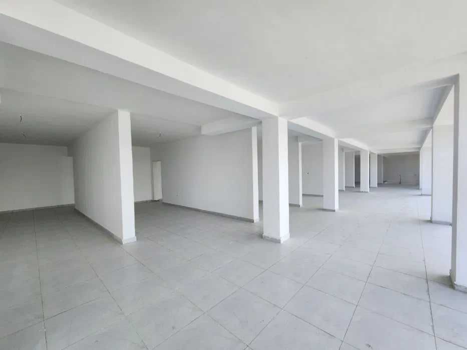 Сдаю Помещение  720м2 Под Шоуром и Офис Учтепа 1 Линия Урикзор Базар