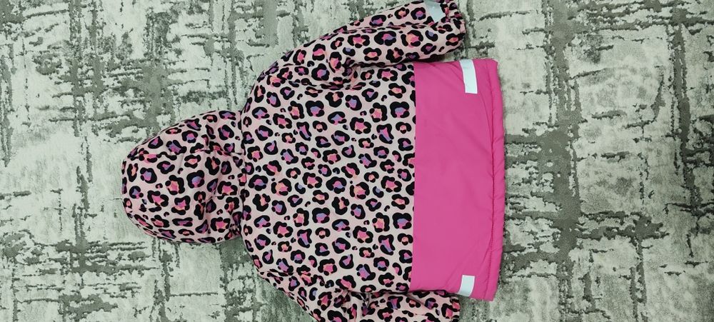 Geacă căptușită mărimea 98 nouă cu etichetă