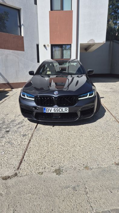 BMW F10 - Conversie G30/F90 - Superb - Nardo Black Grey