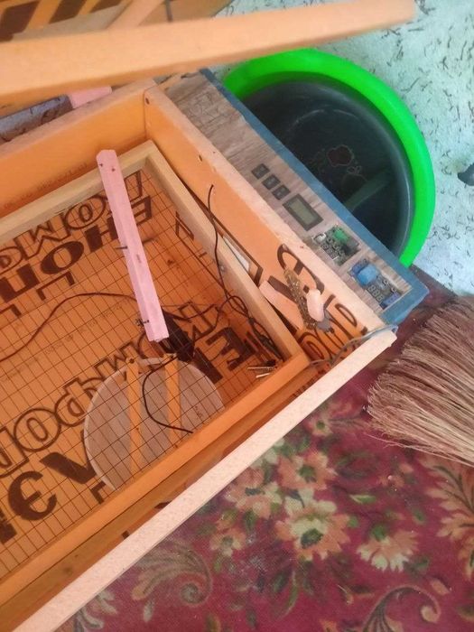 инкубатор сотилади