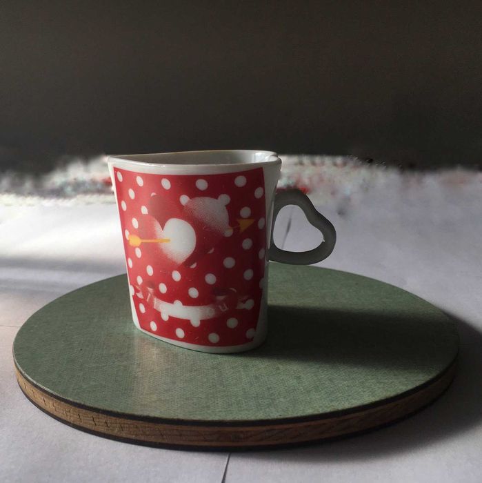 Порцеланови чаши