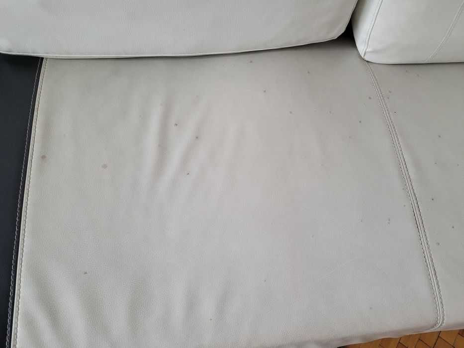 Canapea extensibila de 3 locuri