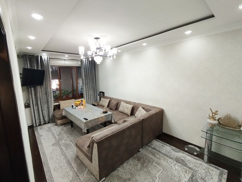 Кибрай тумани салар шахарчаси селекция 4 хона квартира