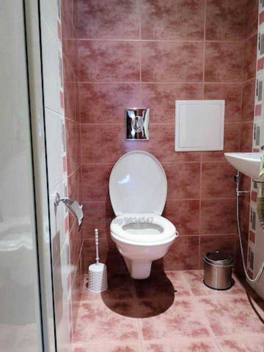 Продава се Четиристаен апартамент в Бургас, Изгрев - 105 кв.м за 1685 €/кв.м - Снимка #12