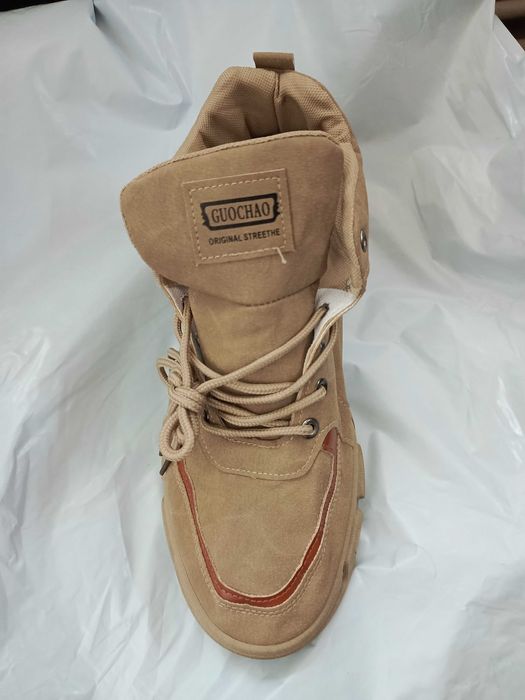 Кроссовки осень весна