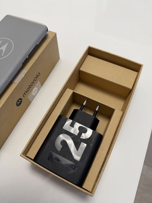 Motorola Edge 30 Ultra 12GB RAM 256GB