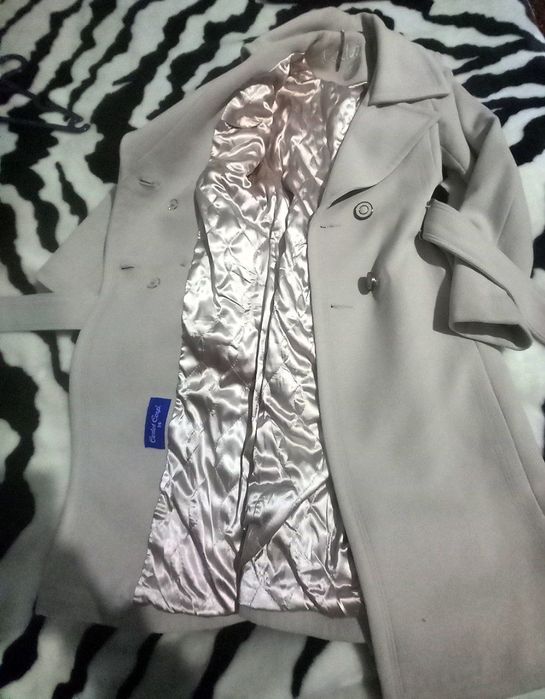 Kurtka palto sotiladi narxlari opisanyada