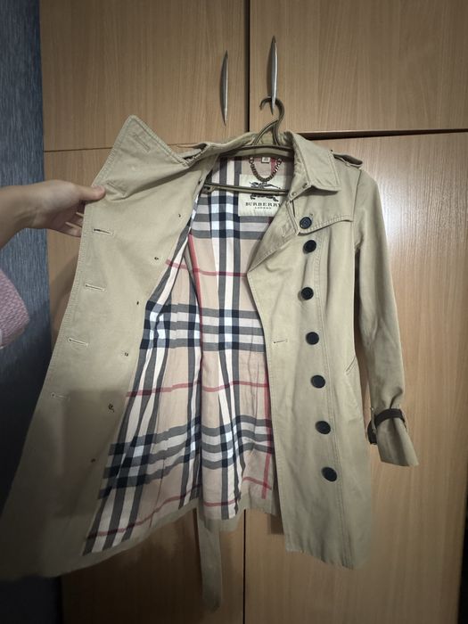 Тренч burberry бежевый