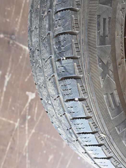 Продам резину на Газель