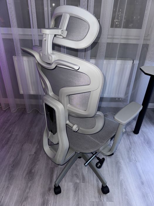 Новый стул (есть упаковка)