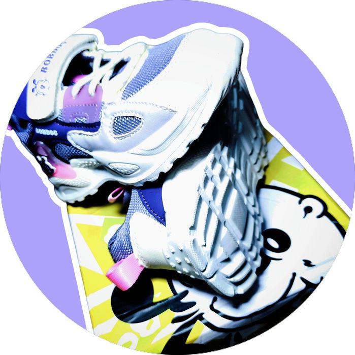 Кроссовки новые.