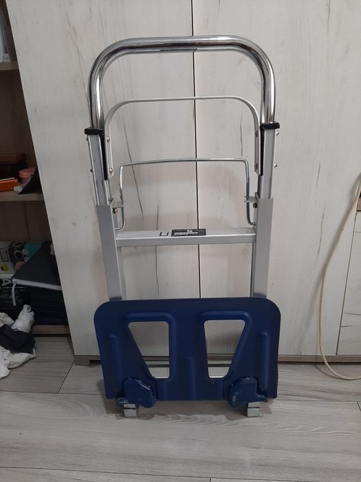 Cărucior transport marfa