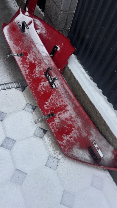 Спойлер на кабину вольва