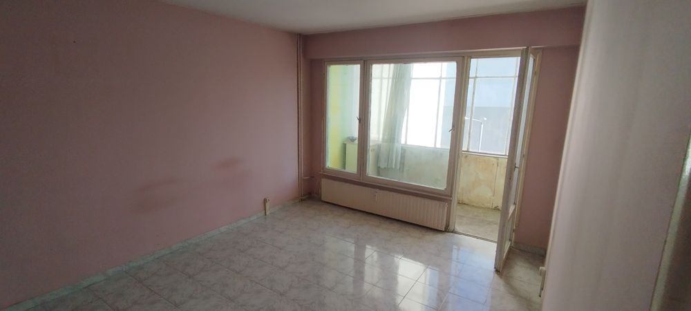 Продава се Едностаен апартамент в Перник, Ладовица - 46 кв.м за 1220 €/кв.м - Снимка #2