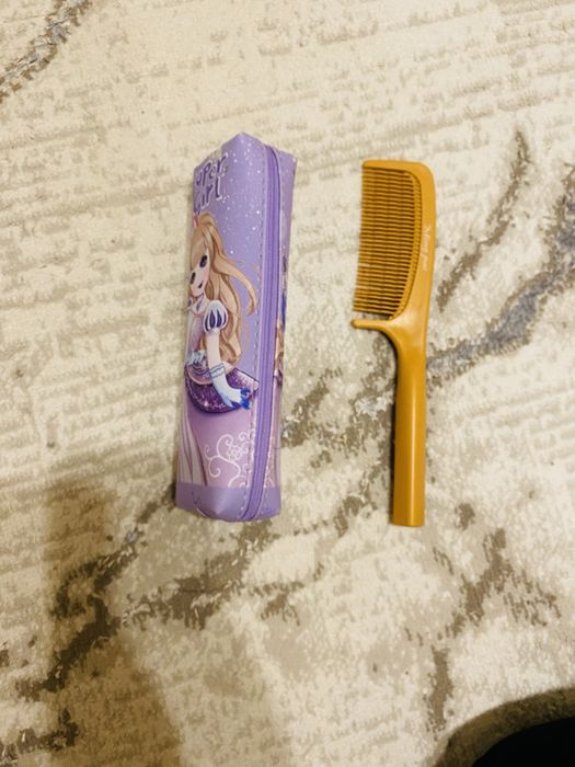 Тегін заттар керек адам алсын