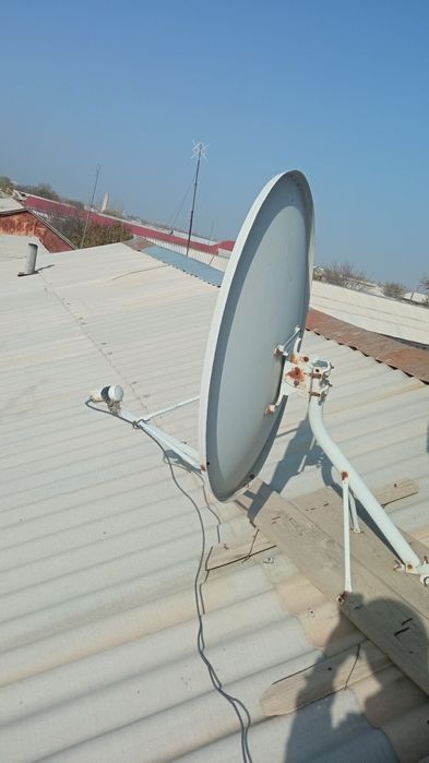 парабалка спутник антенаси сотилади