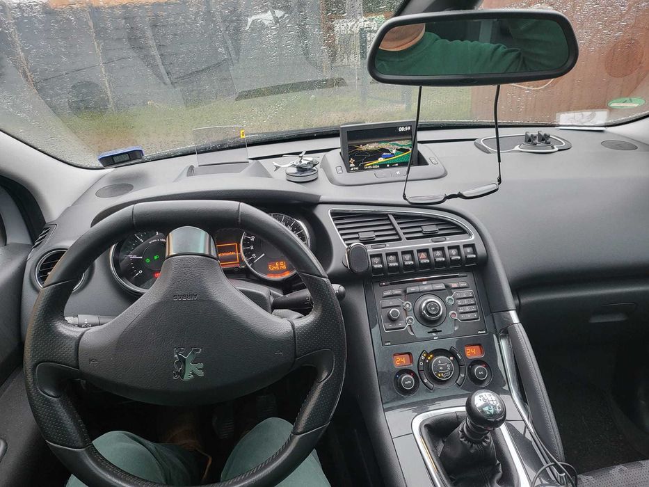 Auto Peugeot 3008
