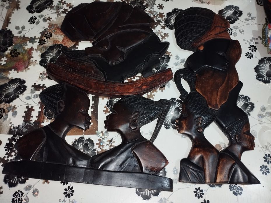 Колекционерски дърворезби