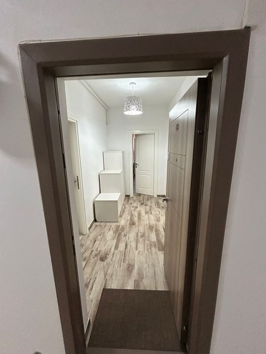 Apartament - 2 camere, sector 6, zona Păcii.