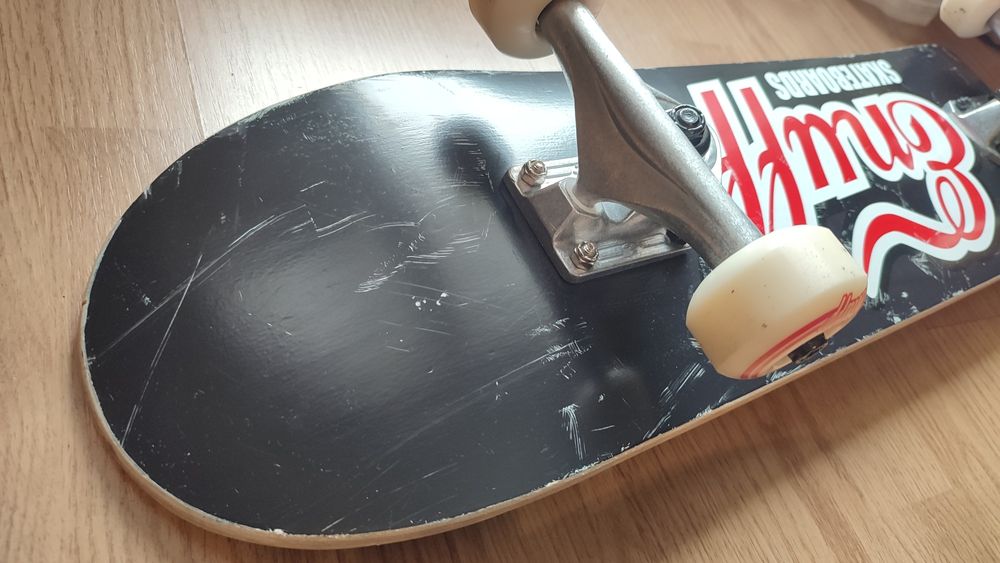 Skateboard complet Enuff Classic Logo 7.25" cu roti de 54mm