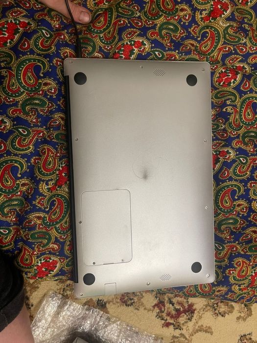 Продам  ноутбук  срочно