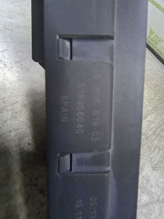 Panou sigurante 6906618-05 BMW Seria 5 E60/E61 (2003 - 2007) 2.0 d M47D20O2 2.0 d M47D20O2