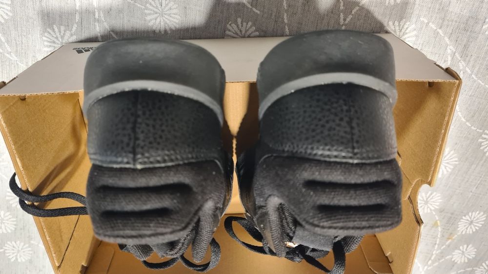 Маратонки  - номер 40   ADIDAS TENSAUR SPORT 2.0 k