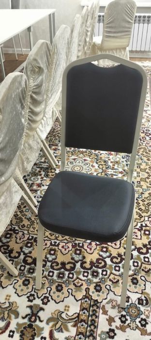 Продам стол и стулья