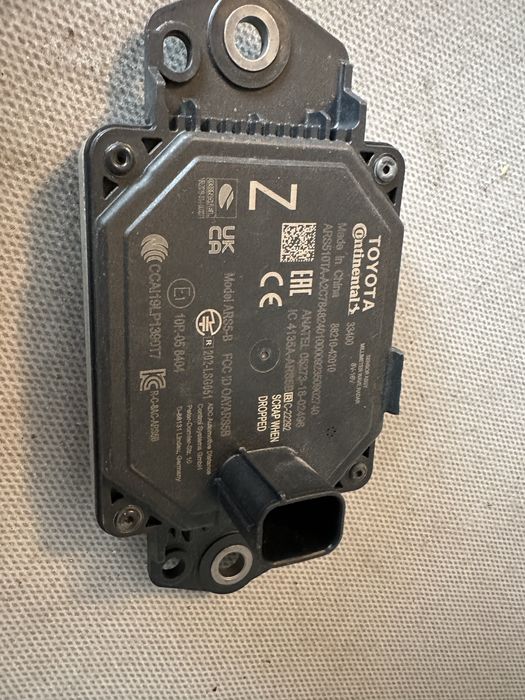 Radar distronic toyota raw 4.cod:88210-42010.