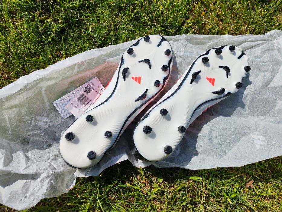 Ghete de fotbal Copa Pure III League FG/MG