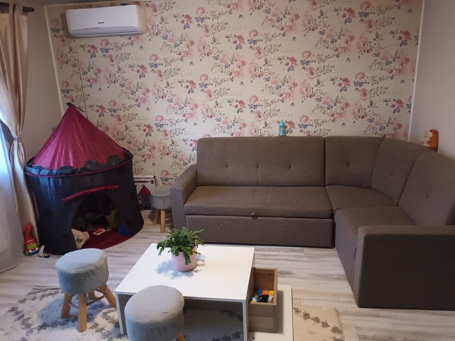 Vând casa în cartierul Gradiste , teren 550 mp