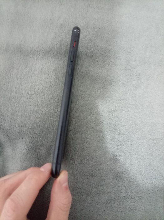 Продам айфон xp на 64гб