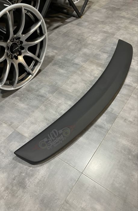 Спойлер STI Subaru Legacy BM