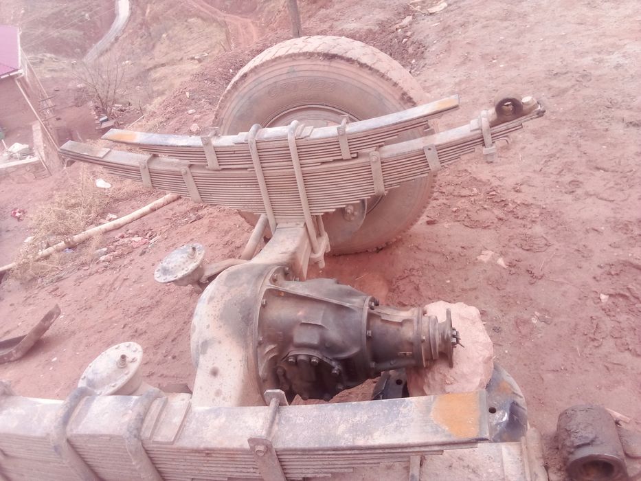 Зил задни мост 100%гарантиси бор