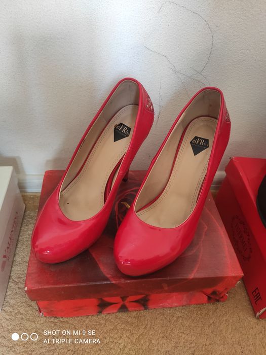 Обувь женская  б.у